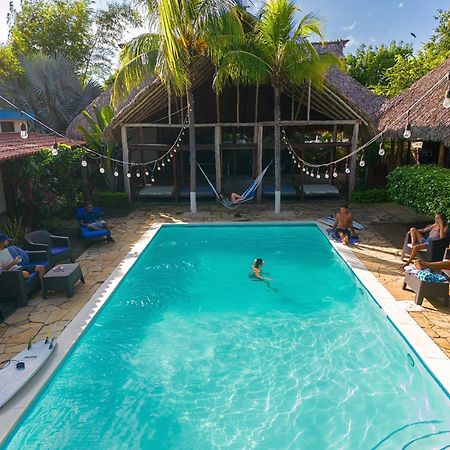 Hotel Ingigante ริวาส ภายนอก รูปภาพ